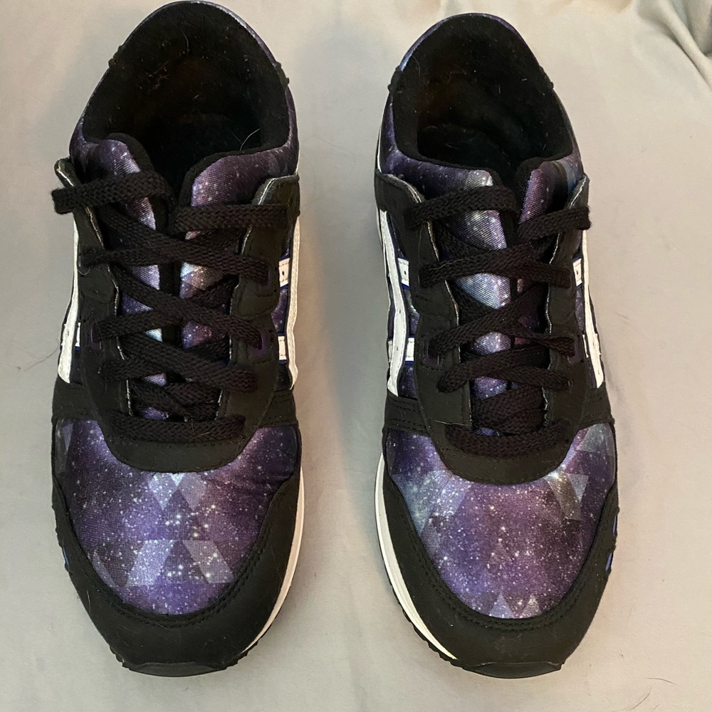 ASICS Gel Lyte III Galaxy print kids size 6